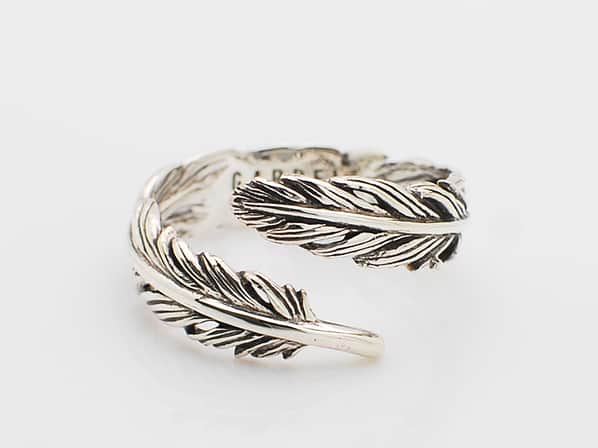 NATURAL FEATHER RING
