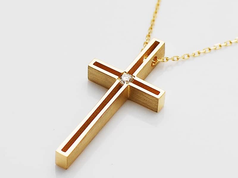 D.TWO ME CROSS NECKLACE