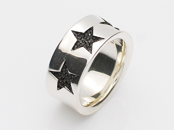 THREE WISE STAR RING