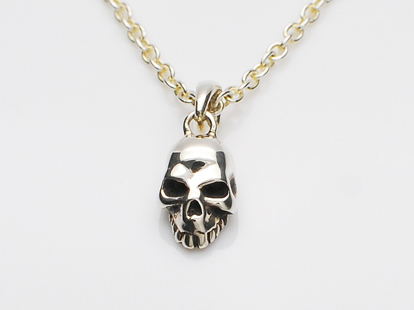 MICRO SKULL NECKLACE