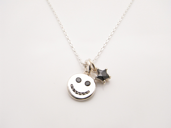 HOPE STAR NECKLACE