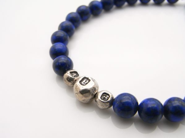 Hallmark beads bracelet/lapis