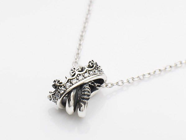 TWIST OF FATE NECKLACE