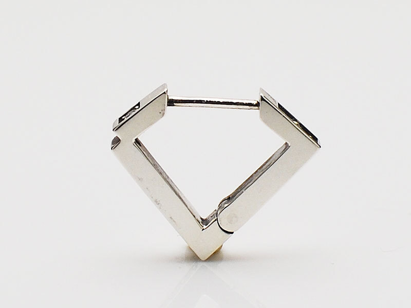 Dia Cut Pierce King Limo キングリモ Defi 福岡のシルバーアクセサリー 通販 セレクトショップ Dia Cut Pierce King Limo キングリモ Defi 福岡のシルバーアクセサリー 通販 セレクトショップ