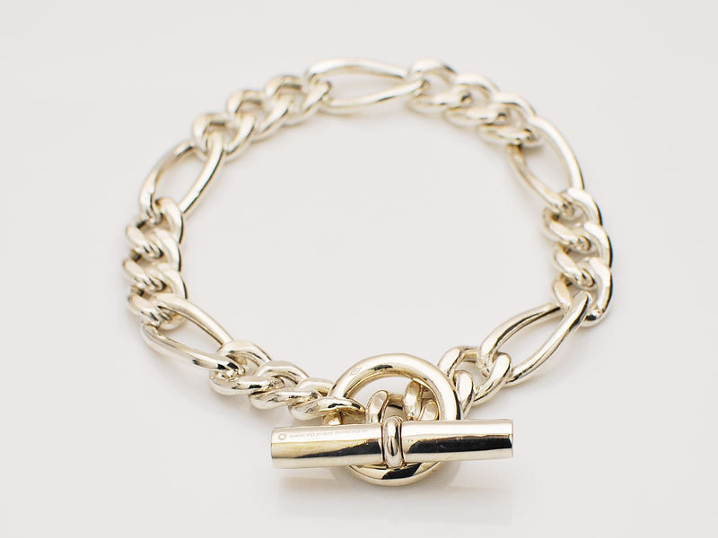 Hollow Cutting Figaro Chain Bracelet